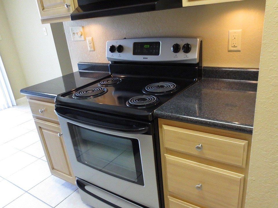 2nd image of 5501 Highland Park Cir APT 132