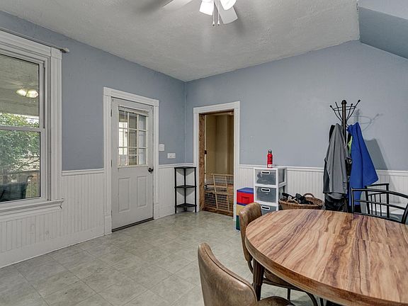 4th image of 515 1st St