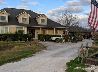 7453 County Road 98, Alvin, TX 77511