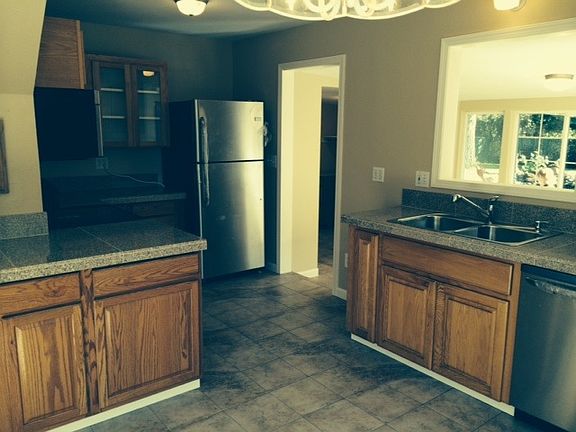 2nd image of 6408 NE 66th Ave