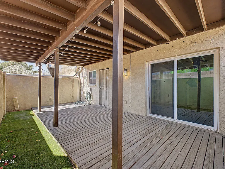 2225 E Catalina Dr — Photo 29