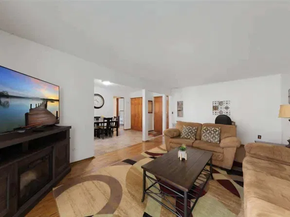 362 Elton Hills Dr NW APT 23, Rochester, MN 55901