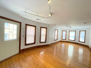 15 Conwell St #1, Somerville, MA 02143