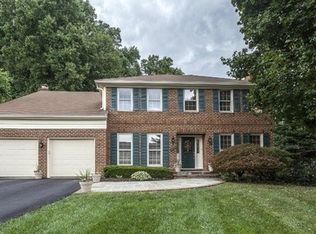 1300 Timberly Ln, Mc Lean, VA 22102