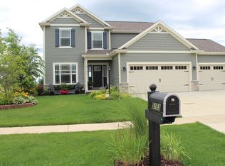 5103 Stonebridge Dr, Champaign, IL