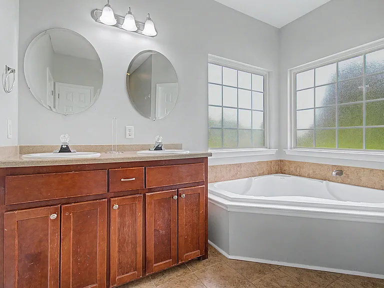 158 Ashley Ln NE — Photo 19