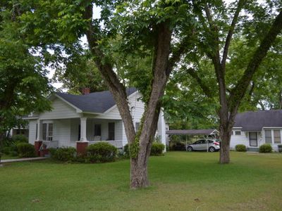 208 N 1st St, Colquitt, GA, 39837