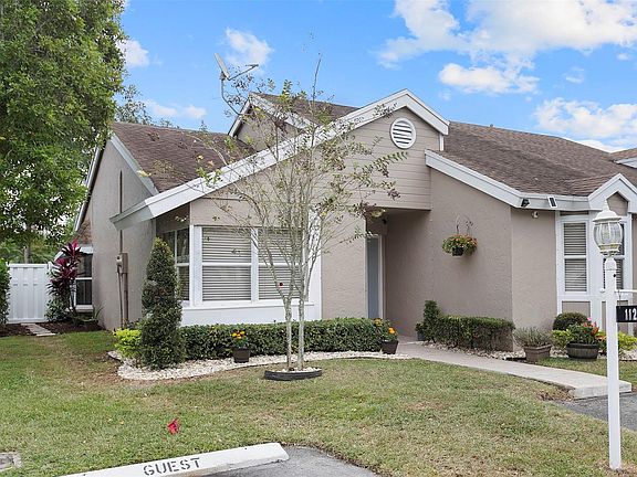 2nd image of 1120 SW 111th Terrace
