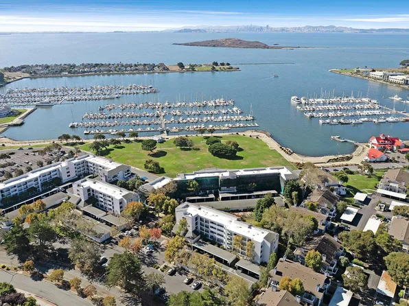 1205 Melville Sq APT 206, Richmond, CA 94804