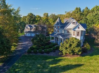 41W964 Hughes Rd, Elburn, IL 60119