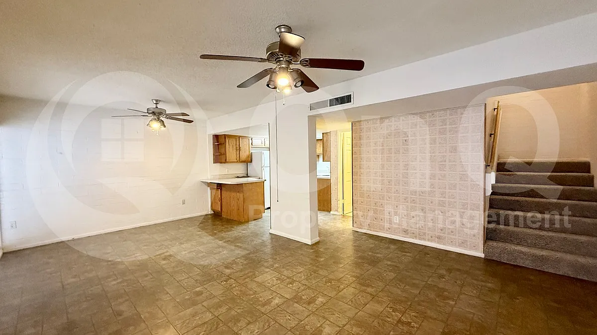 2 bed, 1.5 bath, 1080 sqft, $1,249 — Photo 4