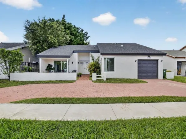 16709 SW 5th Ct, Weston, FL 33326
