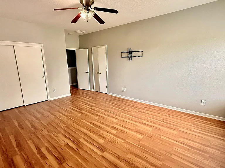 19503 Narcissus Brook Ln — Photo 15
