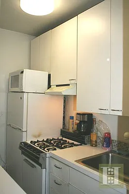 Rented by Halstead Real Estate | media 29