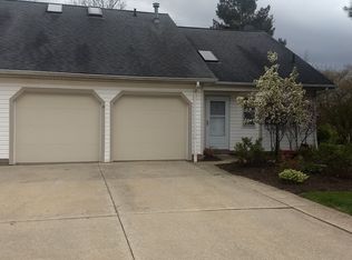 775-3 Hampton Cir, Aurora, OH 44202