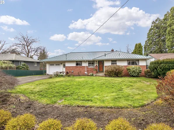 13307 SE Briggs St, Milwaukie, OR 97222