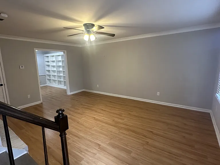 1722 Ward Ave NE #1 — Photo 4