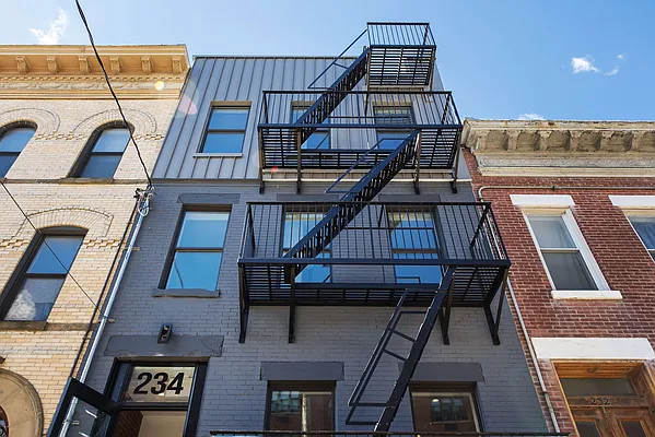 Rented by Bold New York | media 42