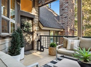 27498 White Fir Dr UNIT 33, Lake Arrowhead, CA 92352