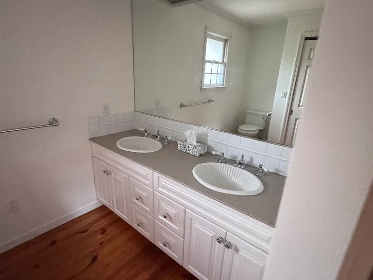 1st floor bathroom