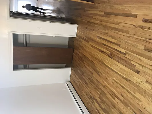 Rented by Voro, LLC | media 30