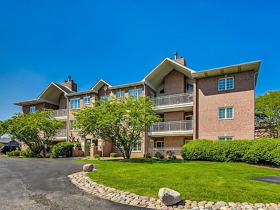 2nd image of 17910 Settlers Pond Way #5-3D