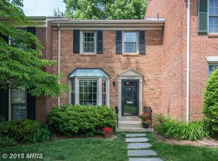 10528 Assembly Dr, Fairfax, VA 22030