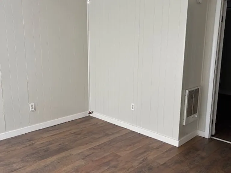 45 B St SW — Photo 17