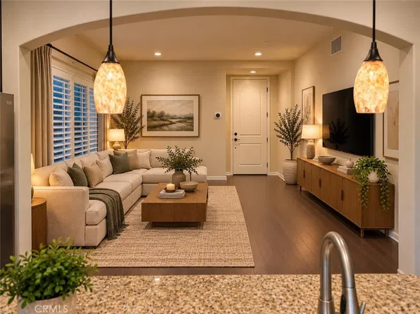 104 Strawberry Grv, Irvine, CA 92620