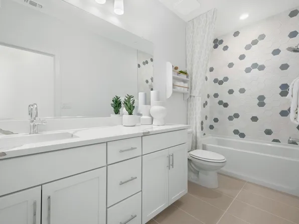 373 E Beatrice Ave, Mountain House, CA 95391