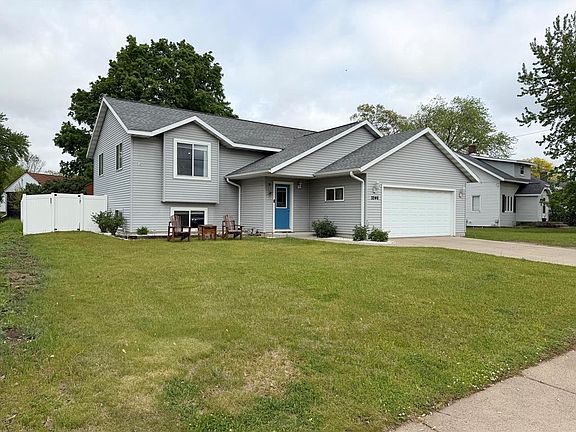 2nd image of 3246 Anderson Drive
