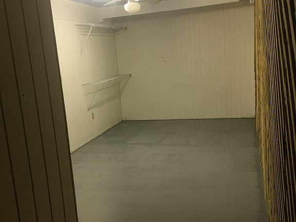 multipurpose garage/4th room