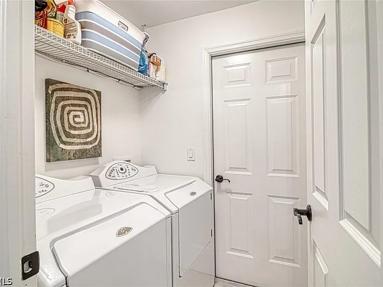 10072 Oakhurst Way — Photo 19