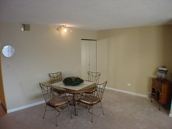 4th image of 1424 Carol Ct APT 3B