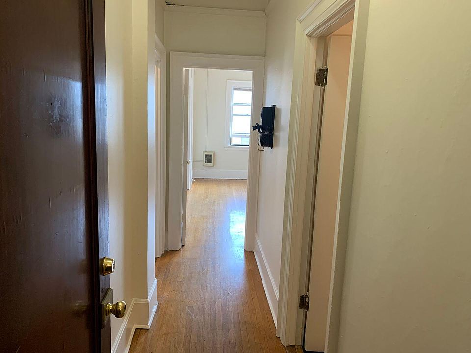 The Gentry Apartments 909 SW 12th Ave Portland OR Zillow