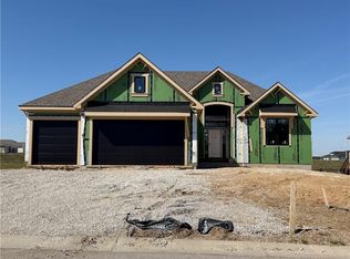 10510 N Liberty St, Kansas City, MO 64155