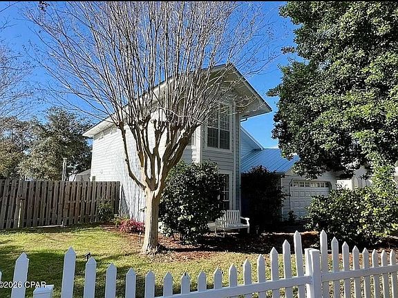 2nd image of 550 Seabreeze Cir