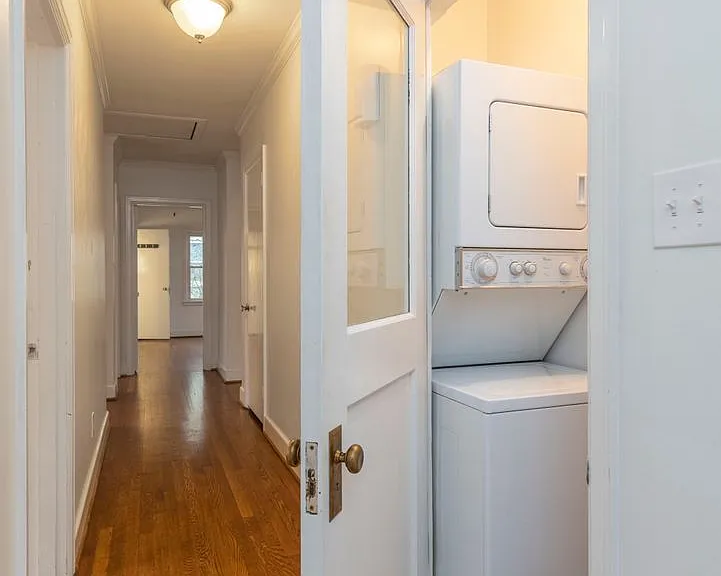 16 Lorraine Ave — Photo 18