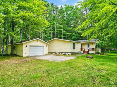 5055 Wolf Ln, Farwell, MI, 48622