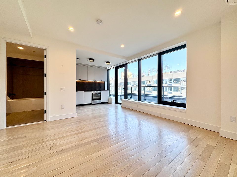 1st image of 260 Gold St #1109K