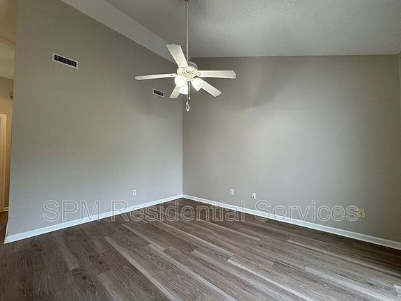 5th image of 3625 Merestone Dr