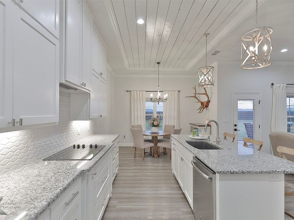 1st image of 165 Pepper Creek Trl