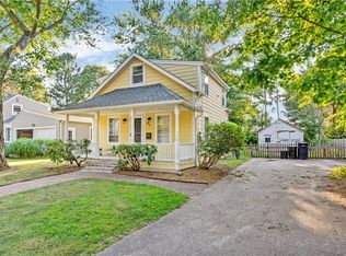 67 Lawton Ave, North Kingstown, RI 02852