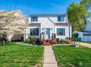 114 Garden Ter, Edison, NJ 08817