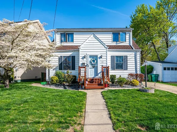 114 Garden Ter, Edison, NJ 08817