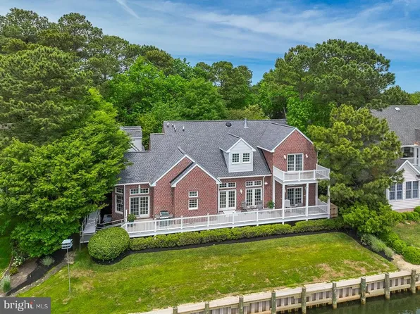 536 Yacht Club Dr, Ocean Pines, MD 21811