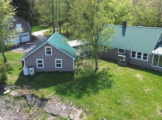 9 Ripley Rd, Dexter, ME 04930