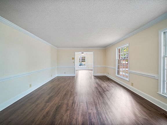 4th image of 79 S Pleasant St