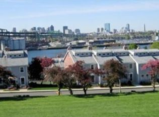 37 Breakwater Dr, Chelsea, MA 02150