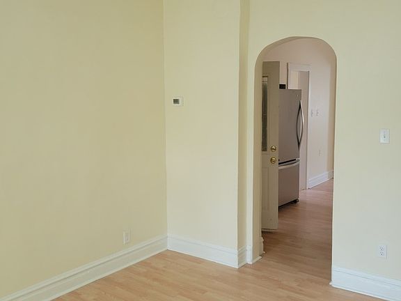 5th image of 4727 S Loomis Blvd